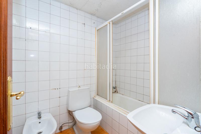 Foto 8209ffc0-5d9d-4f6d-a710-b886abd7d6a9. Zweistöckige wohnung mit heizung in Numancia Madrid