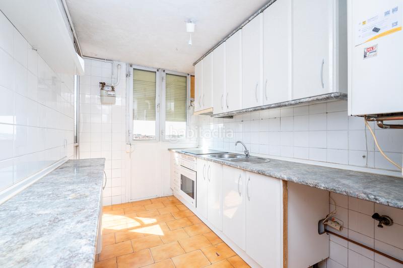 Foto 936c1206-d5df-4edc-bdd0-4a73ab5075c9. Zweistöckige wohnung mit heizung in Numancia Madrid