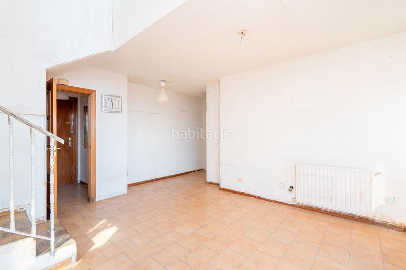 Foto bda9131c-72cd-47fa-901f-1c203c8cd283. Zweistöckige wohnung mit heizung in Numancia Madrid