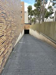 Aparcament cotxe en Foso-Moreras. Plaza de garaje calle junta central suprema
