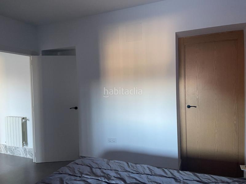 Foto 46457d62-4c24-4323-8ea0-936ab50a96a4. Casa con riscaldamento in Centro de Especialidades Ocaña