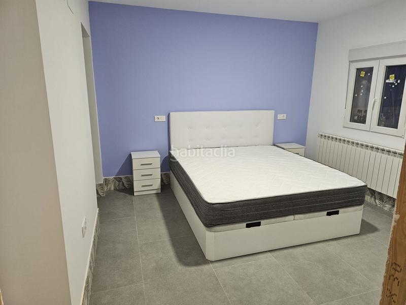 Foto f10b5d3d-aa30-48db-b74c-12bcbd7f32c9. Casa con riscaldamento in Centro de Especialidades Ocaña
