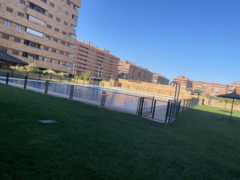 Foto 5a17f263-bad7-4ad5-aeda-19f87006776e. Pis amb calefacció piscina a El Quiñón Seseña