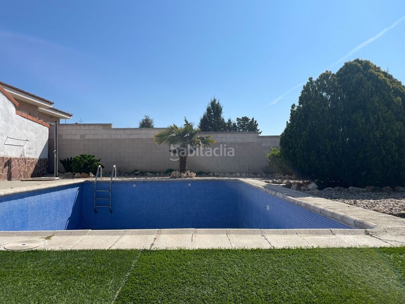 Foto a3b89ea2-e56c-483c-817b-878859293cc9. Casa amb calefacció piscina a Colmenar de Oreja