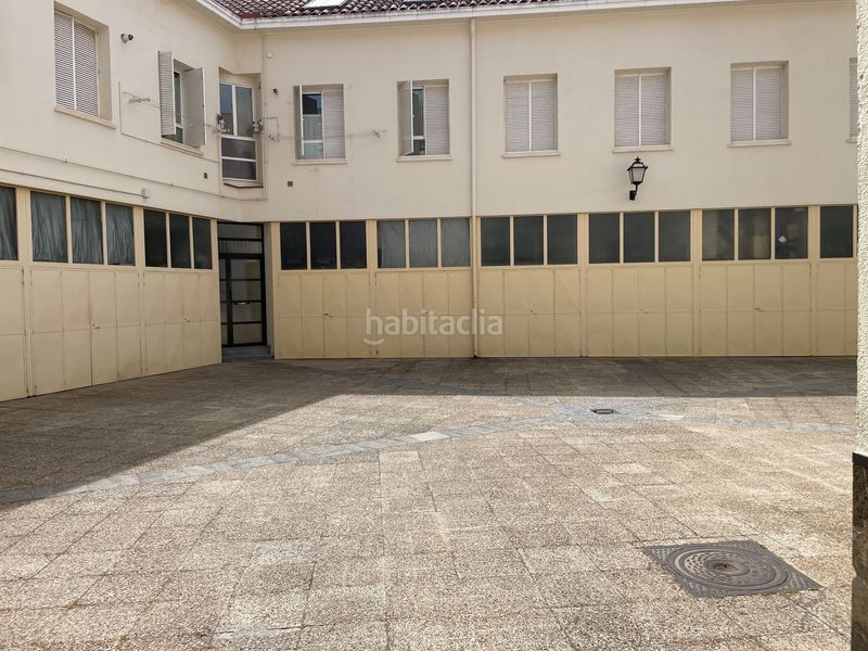 Foto ee465536-b805-4123-8118-f825ffa89e7c. Àtic amb calefacció aparcament a Centro Aranjuez