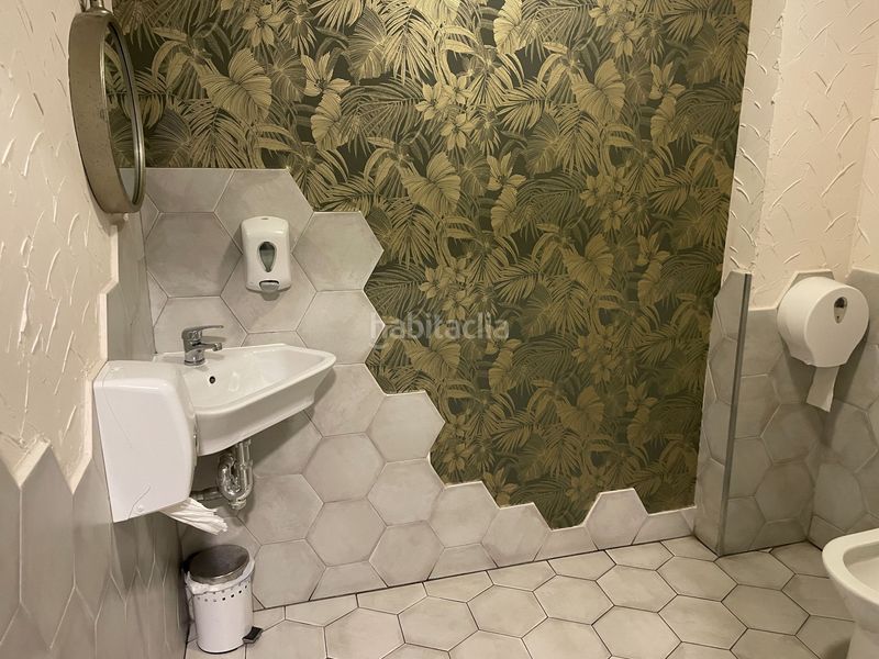 Foto fddf43ee-dadb-4081-bf06-a9dece68460d. Traspàs local comercial a Centro Aranjuez