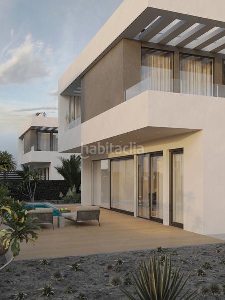 Foto 45401cbd-42ac-4294-b45c-29887430dfd7. Casa in Corralejo Oliva (La)