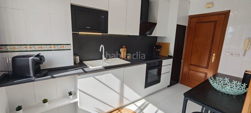 Foto 2c0ed836-761f-452a-9bcc-df49924168f3. Pis amb aparcament piscina a Sanxenxo pueblo Sanxenxo