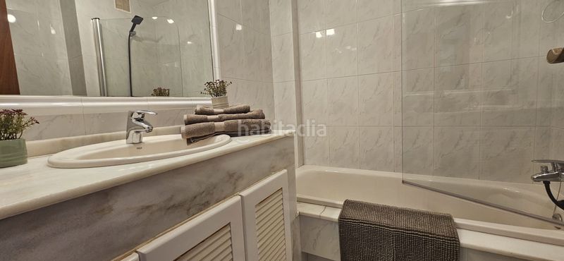 Foto 6f718bc6-f74a-4282-8c51-6a30d30a7451. Pis amb aparcament piscina a Sanxenxo pueblo Sanxenxo