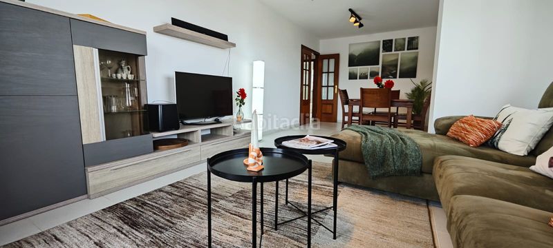 Foto b13e0d46-94ef-44e6-a113-0ce8dad715e6. Pis amb aparcament piscina a Sanxenxo pueblo Sanxenxo