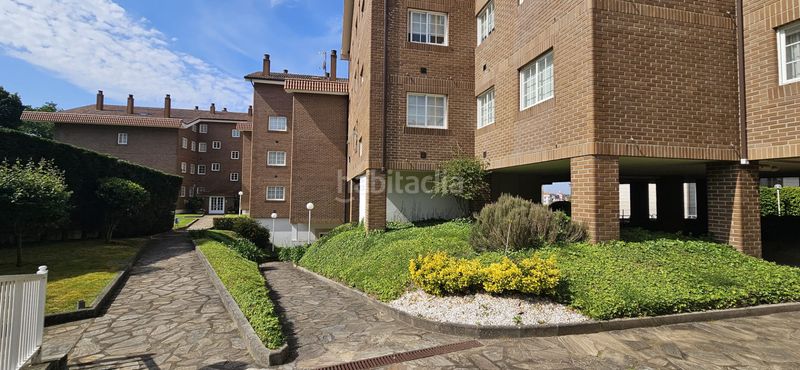 Foto c6ad9a90-a7d0-4882-b360-4500d1b5cad4. Pis amb aparcament piscina a Sanxenxo pueblo Sanxenxo
