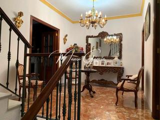 Casa a San Francisco. Casa en venta en lucena, córdoba.
