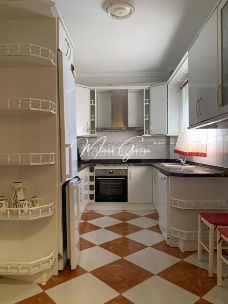 Foto af955ff0-6ec8-45b4-b848-c00116220ab2. Pis amb calefacció a San Francisco Lucena