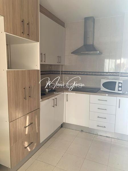 Foto 04848987-1f36-4fb6-9ece-bf5b4e1b8ffc. Zweistöckige wohnung mit parking in San Francisco Lucena