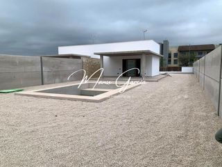 Maison jumelée  Pontevedra. Chalet en venta en lucena