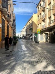 Parking coche en Calle Juan Valera