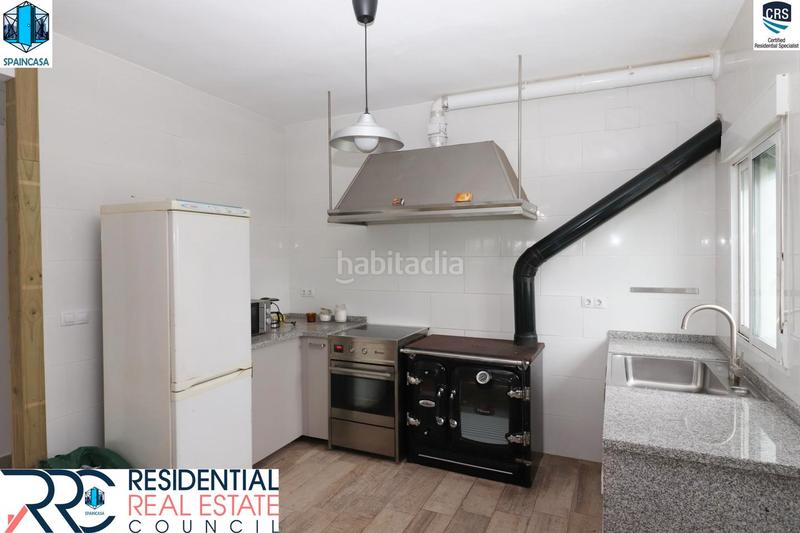 Foto 8f844251-8f7c-43a6-b5c0-fed01bce2fdf. Chalet with fireplace heating parking pool in Gibraleón