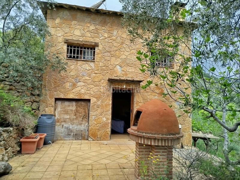 Foto 4ab6bd0d-38cd-46c2-89e2-4bed617cca39. Finca rústica a n/a a Alpujarra de la Sierra