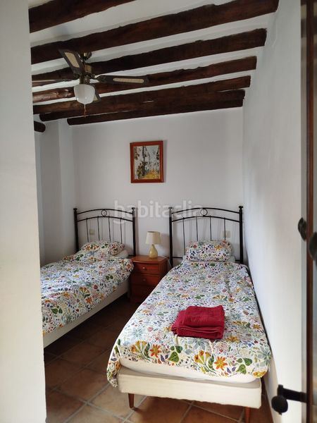 Foto 6143f685-c9b8-4dcc-9aa9-a1429d04957f. Casa adossada amb xemeneia calefacció a Nevada