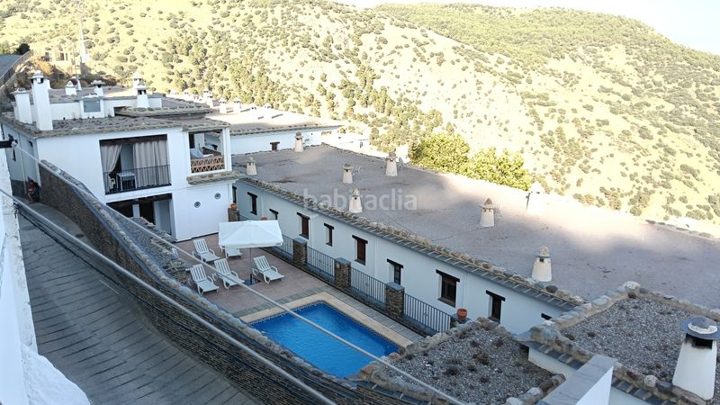 Foto 62f4a768-06c2-468a-8a43-6c12b9d9164a. Masia amb xemeneia calefacció a Bérchules