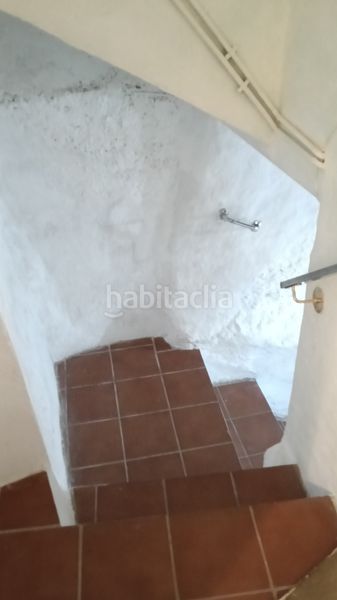 Foto 7d53c32b-987c-4e1c-99b3-8d745d996a72. Masia amb xemeneia calefacció a Bérchules