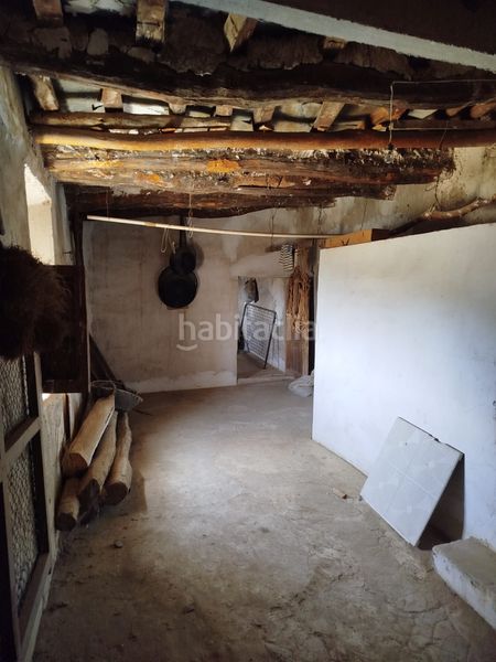 Foto 0d8bd75b-9f6b-4e67-8375-96cf5a17900d. Casa amb xemeneia a Alpujarra de la Sierra