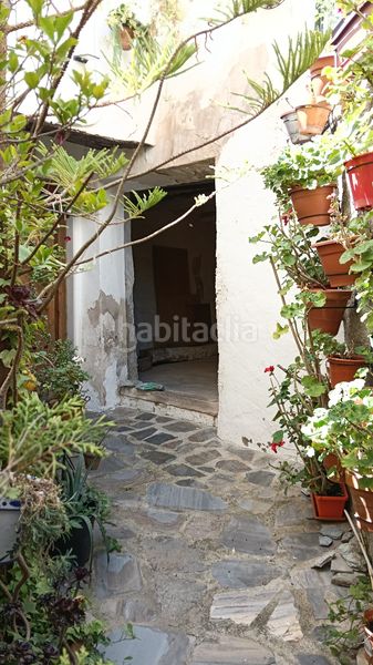 Foto 1347868b-a7ae-49a2-ba55-43249e44b1a7. Casa amb xemeneia a Alpujarra de la Sierra