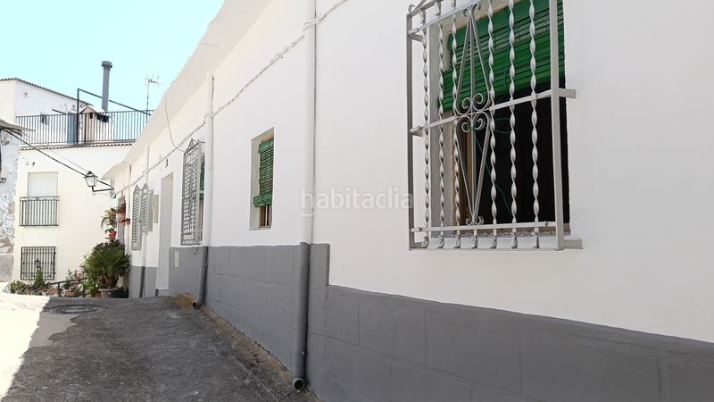 Foto 25e22e51-8170-48c7-9ee9-e21e3b1bfcc4. Casa amb xemeneia a Alpujarra de la Sierra