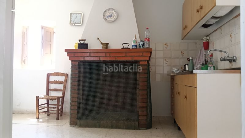 Foto eb8e7168-1059-40cd-86ad-c1b21cd455cf. Casa amb xemeneia a Alpujarra de la Sierra