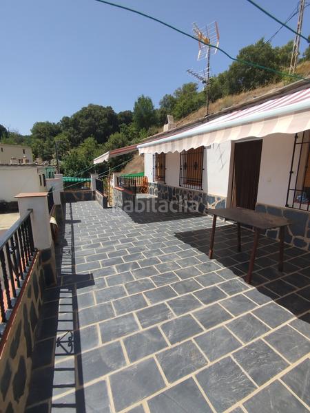 Foto f00fd6a0-e3dc-4c88-93f4-6fc97ba75f78. Edificio en carretera de granada 4 hotel / hostal en venta en Bérchules