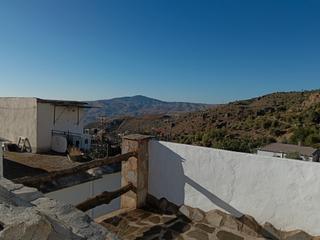 Masía en Alpujarra de la Sierra. Bonita casa en 3 plantas