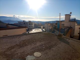 Maison à Alpujarra de la Sierra. Casa en 3 plantas mas terraza con vistas