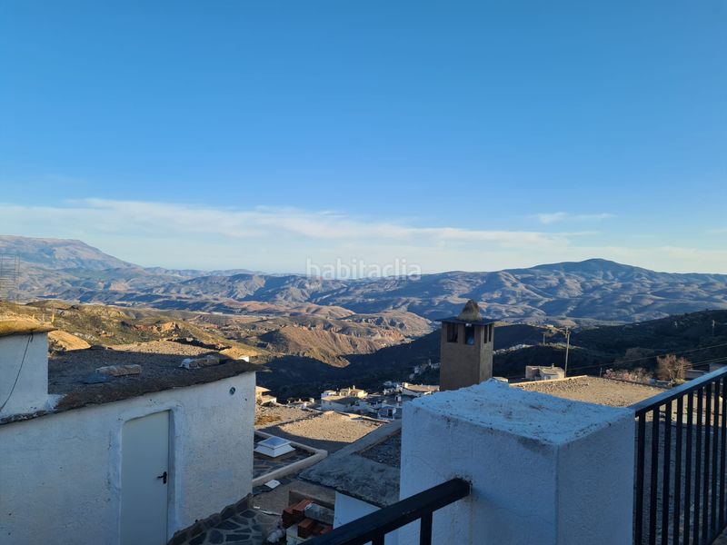 Foto b8e270e7-cf25-4d18-be00-637bc0ee8468. Casa a calle castaños 15 a Alpujarra de la Sierra