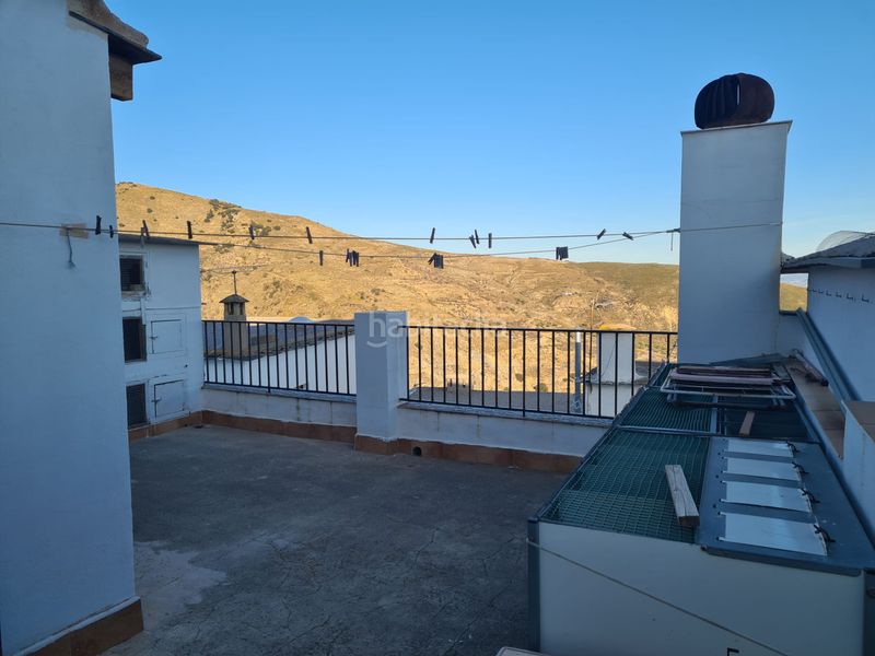 Foto bd370b38-bcfb-4d97-870d-8752c568f47e. Casa a calle castaños 15 a Alpujarra de la Sierra