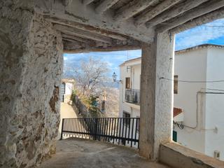 Haus in Alpujarra de la Sierra. Casa de pueblo en yegen