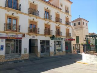 Local Comercial a Calle enrique agredano 4. Local de 250mts en la calle comercial de ugijar