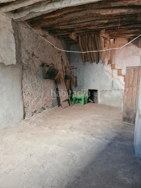 Foto e80b5af2-c390-4e99-bd99-92a08c08619c. Haus in calle carretera 22 in Válor