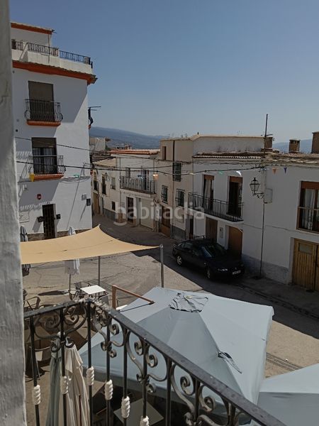 Foto d7d6bcc7-1f37-4f16-b8af-60599aa45d2c. Casa amb xemeneia calefacció a Alpujarra de la Sierra