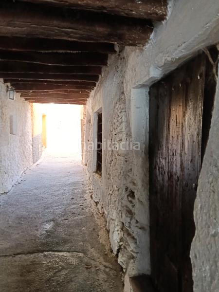 Foto 9f159a3c-fd3d-4935-a51d-114f22e9b225. Casa a avenida de la constitución 3 a Cádiar