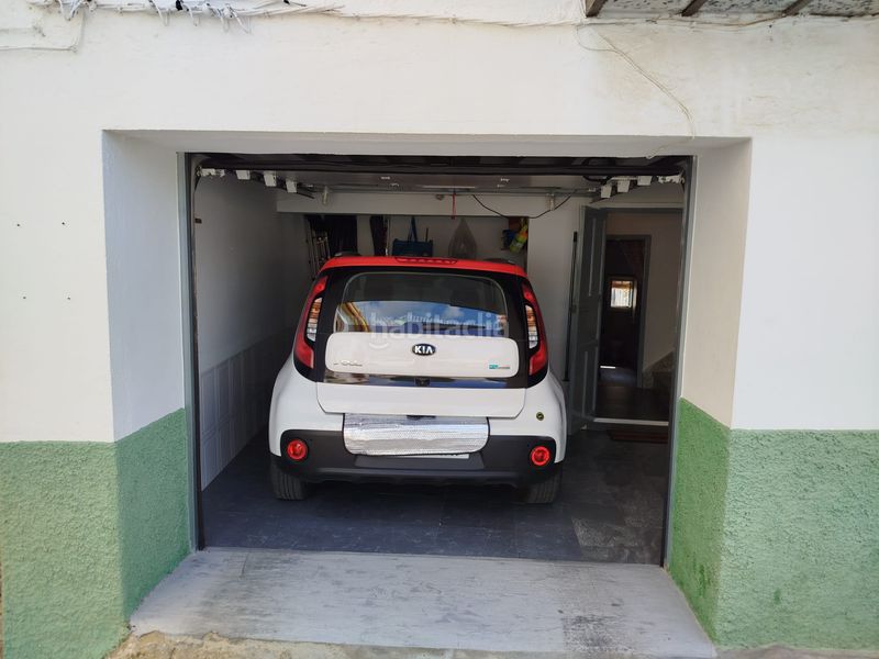 Foto 701acbd1-b029-4d4d-a20b-91311852759f. Casa amb xemeneia calefacció aparcament a Cádiar