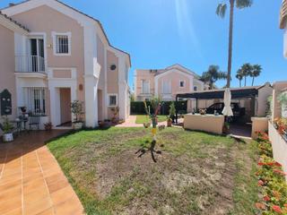 Maison jumelée à Nueva Alcántara. 56309 adosada san pedro playa