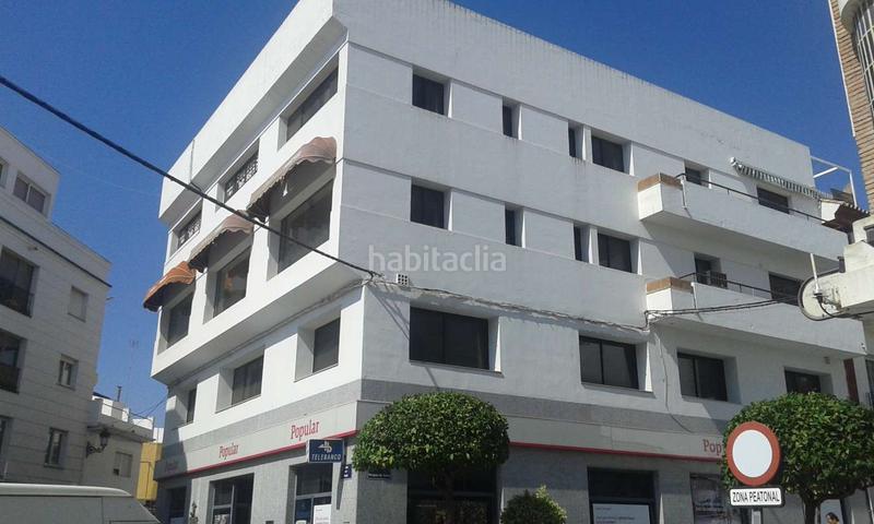 Foto e17b0068-ee7c-4344-9d5c-aa1902c668c9. Oficina  san pedro centro 1920 en San Pedro de Alcántara Pueblo Marbella