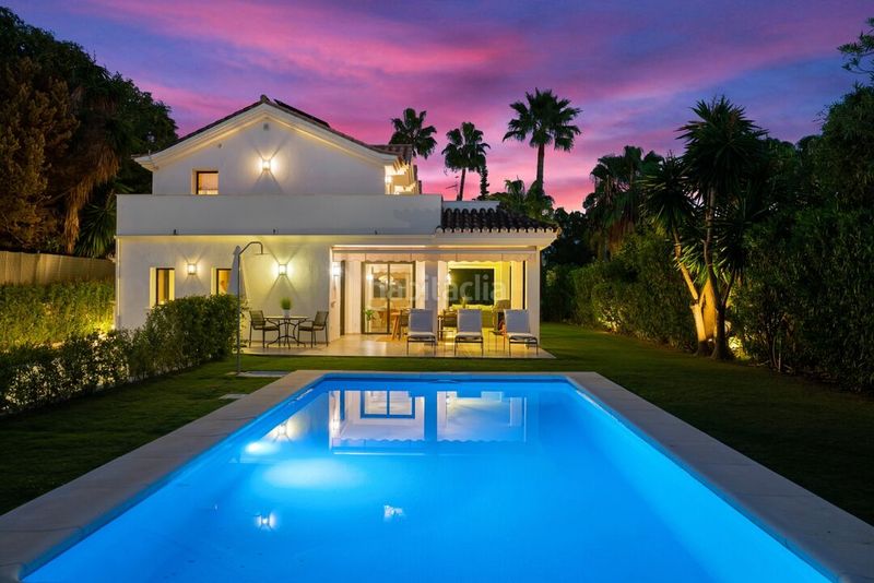 Foto 2a895d5b-e585-4854-ac7f-35c52327416f. Casa amb aparcament piscina a Guadalmina Alta Marbella