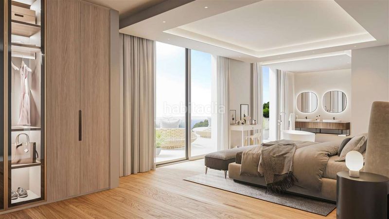 Foto 3988ed82-4d90-4626-8aa4-75bbe23c2cac. Casa amb aparcament piscina a El Paraíso Benahavís