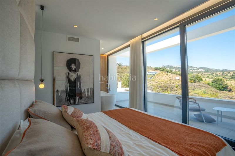 Foto 0a9c9908-f7e7-4ba3-a2a4-6a154921ce0a. Casa amb piscina a La Cala Golf - Lagar Martell Mijas