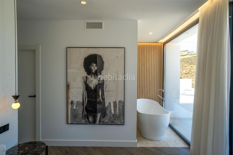 Foto 6d6d98d7-2264-47aa-b0c5-02a659f4aa11. Casa amb piscina a La Cala Golf - Lagar Martell Mijas