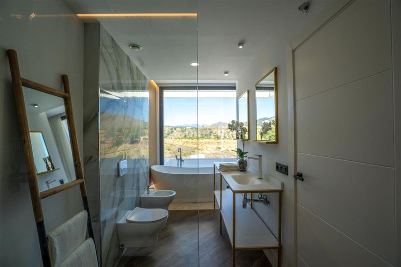 Foto d0407f7e-6b8b-4c49-9f72-313edecbedf3. Casa amb piscina a La Cala Golf - Lagar Martell Mijas