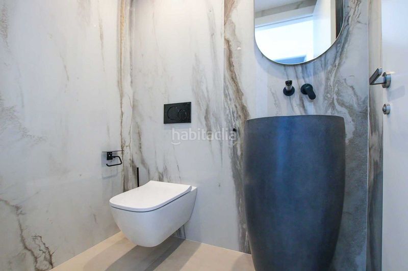 Foto d5d3742a-5b1c-4ab9-81db-89af5d3ed923. Casa amb aparcament piscina a altos de Estepona Estepona