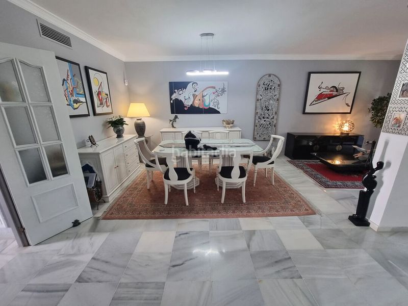 Foto 07024fc4-e44c-42a0-9c83-55ade0bad856. Casa adossada amb aparcament piscina a Nueva Atalaya Estepona