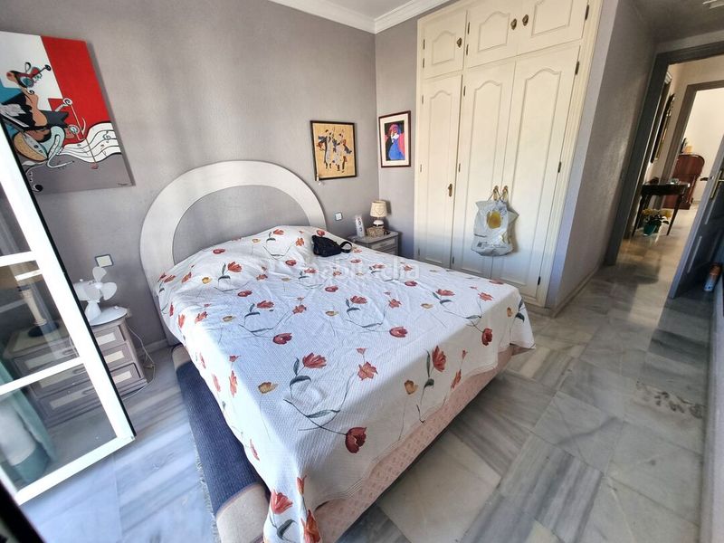 Foto 54edf340-ef2e-4a23-ae76-1ca2e4dbbabe. Casa adossada amb aparcament piscina a Nueva Atalaya Estepona